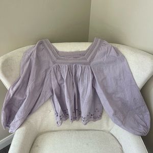 Fun sleeves and super cute color on all skin tones